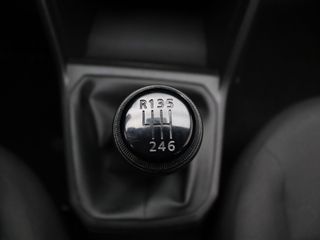 Voertuigafbeelding 12