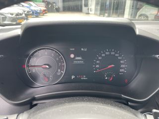 Voertuigafbeelding 9