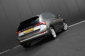 Voertuigafbeelding 5