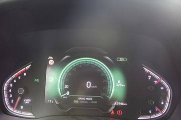 Voertuigafbeelding 15