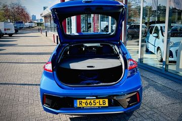 Voertuigafbeelding 12