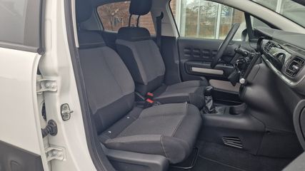 Voertuigafbeelding 3