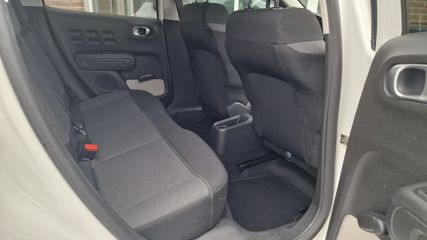 Voertuigafbeelding 4