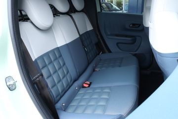 Voertuigafbeelding 16