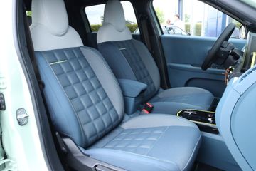 Voertuigafbeelding 3