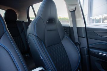 Voertuigafbeelding 14