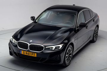 Voertuigafbeelding 9