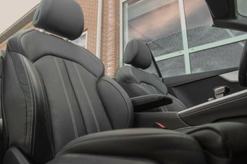 Voertuigafbeelding 16