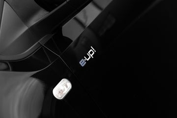 Voertuigafbeelding 4