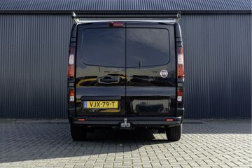 Voertuigafbeelding 8