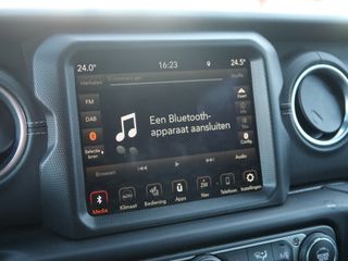 Voertuigafbeelding 24