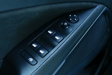 Voertuigafbeelding 17