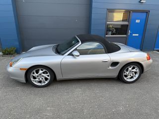 Voertuigafbeelding 6