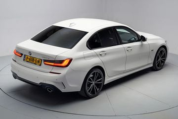 Voertuigafbeelding 13