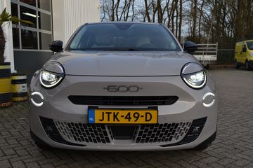 Voertuigafbeelding 4