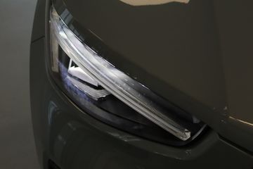 Voertuigafbeelding 18