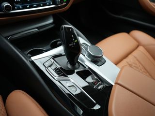 Voertuigafbeelding 38