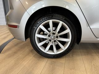 Voertuigafbeelding 36