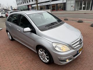 Voertuigafbeelding 4