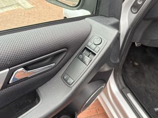 Voertuigafbeelding 51