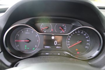 Voertuigafbeelding 5