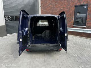 Voertuigafbeelding 14