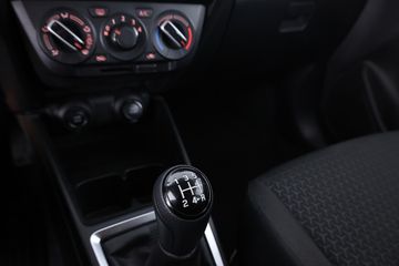 Voertuigafbeelding 12