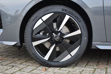 Voertuigafbeelding 30