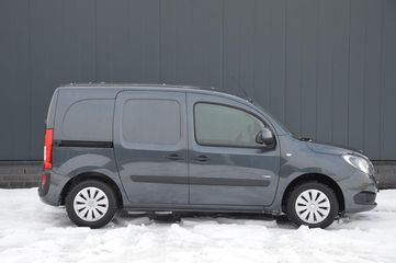 Voertuigafbeelding 8