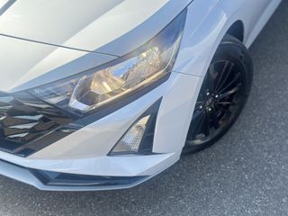 Voertuigafbeelding 3