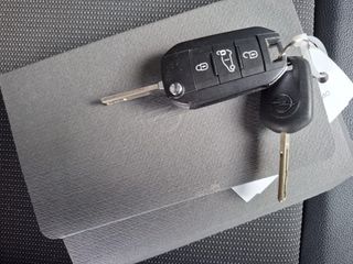 Voertuigafbeelding 33