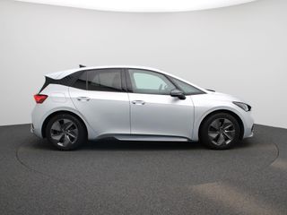 Voertuigafbeelding 5