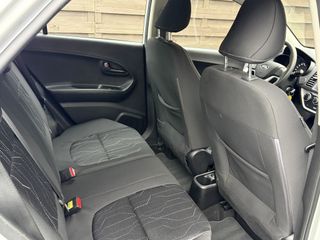 Voertuigafbeelding 9