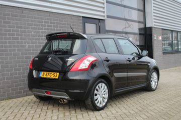 Voertuigafbeelding 4