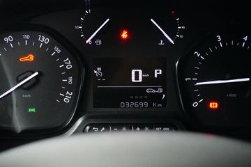 Voertuigafbeelding 13