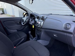 Voertuigafbeelding 13