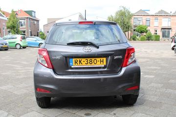 Voertuigafbeelding 3