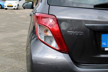 Voertuigafbeelding 4