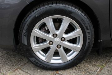 Voertuigafbeelding 6