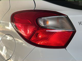 Voertuigafbeelding 9