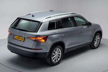 Voertuigafbeelding 12