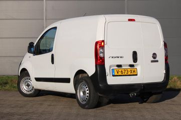 Voertuigafbeelding 4