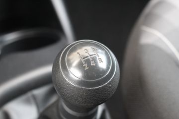 Voertuigafbeelding 18