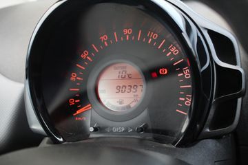 Voertuigafbeelding 8