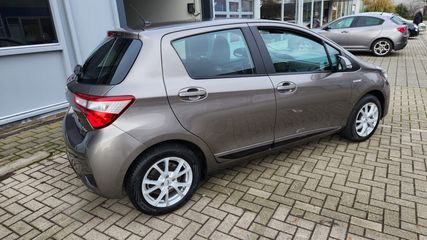 Voertuigafbeelding 3