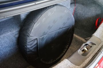 Voertuigafbeelding 16