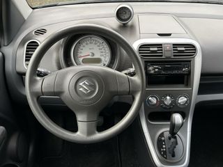 Voertuigafbeelding 12