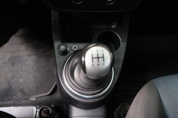 Voertuigafbeelding 16