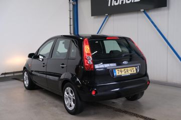 Voertuigafbeelding 3