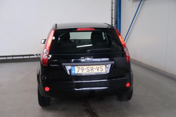 Voertuigafbeelding 5